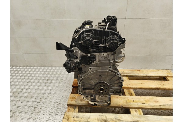 BMW F40 F45 F46 ENGINE PETROL B38A15A Catalog number of the part B38A15A MIRTEX BMW WAOWICE 58A