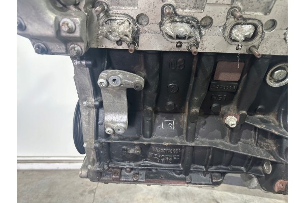 MERCEDES W169 2 0 CDI ENGINE INJECTION POST 640940 Catalog number of the part MERCEDES W169 2 0 CDI SILNIK SUPEK WTRYSKI 640940