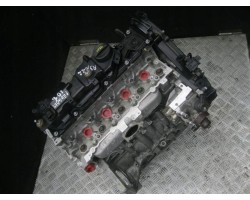 Engine complete Peugeot 208 2014 8H01