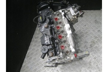 Engine complete Peugeot 208 2014 8H01 Engine type hybrid