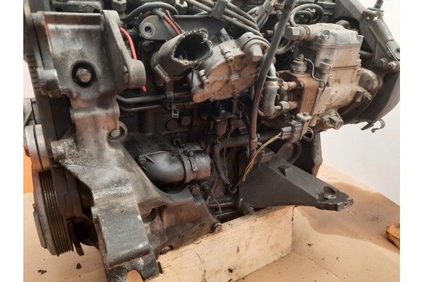 VOLVO S80 2 5D 140HP SEDAN 98 06 DIESEL ENGINE D5252T Car type passenger cars