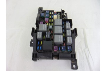 91950-1D220 CAJA RELES / FUSIBLES KIA CARENS (UN) Active 2009 91950-1D220 202713 KIA - 3