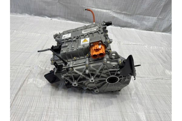 ELECTRIC MOTOR GEARBOX FIAT GRANDE PANDA 9860291180 9697056680 Part manufacturer Fiat OE
