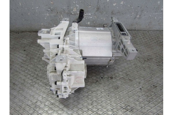 BYD ATTO 3 25R ELECTRIC MOTOR SC2EM 2104010B H23801316 Catalog number of the part SC2EM 2104010B BYD ATTO 3 25R SILNIK ELEKTRYCZ
