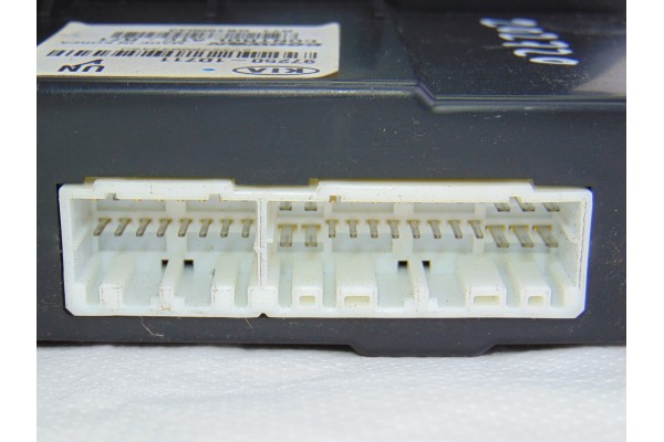 97250-1D711 MANDO CLIMATIZADOR KIA CARENS (UN) Active 2009 97250-1D711 202720 KIA - 4