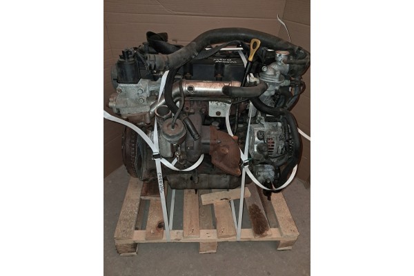ENGINE 2 9CRDi J3 COMPLETE SEDONA CARNIVAL III J3 BUT RUBBED DOES NOT START Version European