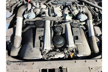 DIESEL ENGINE INJECTION SYSTEM TURBINE VOLKSWAGEN PHAETON AND AJS 5 0 V10 Packaging status replacement