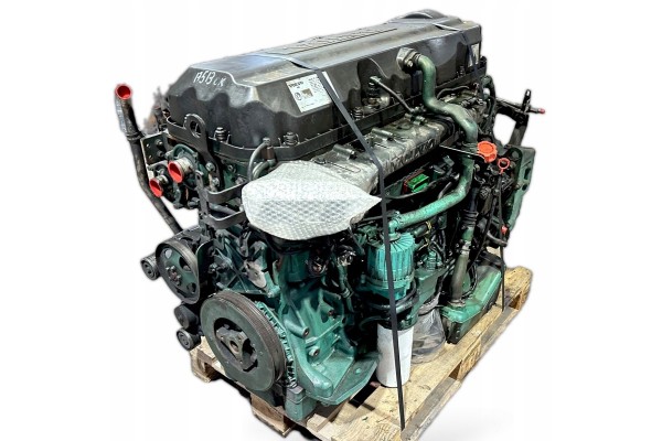 21070335 VOLVO Engine Engine type petrol