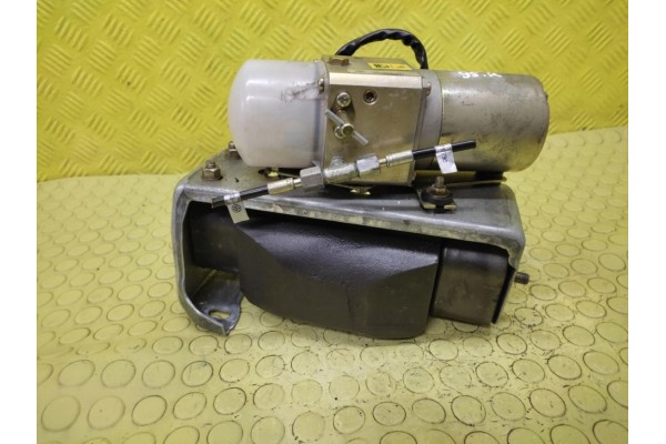 VW GOLF III CONVERTIBLE PUMP ROOF MOTOR 1EO871791 Catalog number of the part 1EO871791