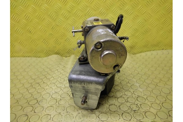 VW GOLF III CONVERTIBLE PUMP ROOF MOTOR 1EO871791 Part manufacturer Volkswagen OE