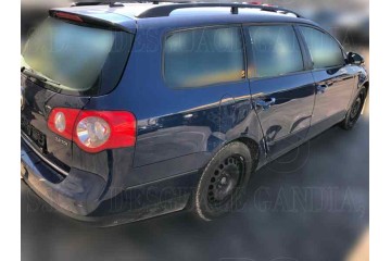 VOLKSWAGEN PASSAT VARIANT (3C5) Advance