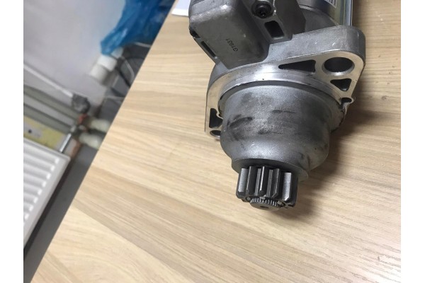 Motor de arranque Hella 8EA 011 611-641