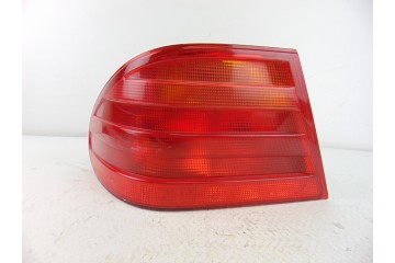 PILOTO TRASERO IZQUIERDO MERCEDES-BENZ CLASE E (BM 210) BERLINA