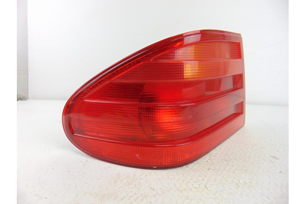 PILOTO TRASERO IZQUIERDO MERCEDES-BENZ CLASE E (BM 210) BERLINA