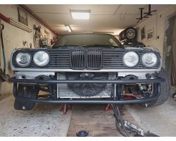 BASH BAR BMW E30