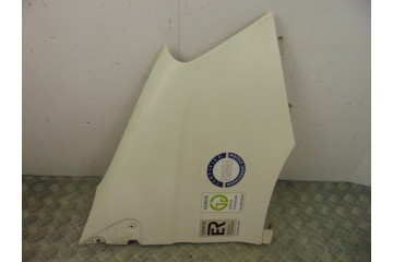 BLANCA ALETA DELANTERA DERECHA IVECO DAILY FURGÓN Caja cerrada gran espacio 35C... batalla 3950 2008 BLANCA 205943 IVECO - 1