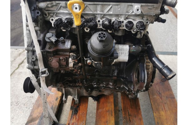 engine post engine HYUNDAI IX35 1 7 CDTI 116km D4FD Catalog number of the part D4FD