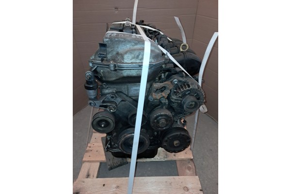 ENGINE 1 8 VVTi E1Z T72 1ZZ FE AVENSIS T25 HOLE IN THE BLOCK FOR PHOTO PARTS Car type passenger cars