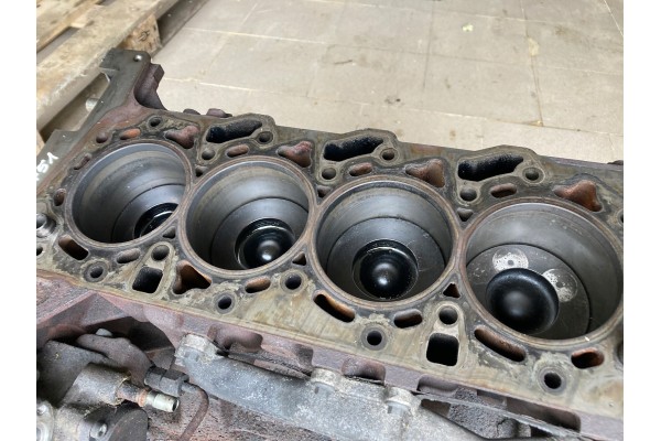 Engine block complete shaft pistons 2 4 tdci transit 6C1Q6015BD Car type 4x4 SUV trucks cargo vans RVs passenger cars