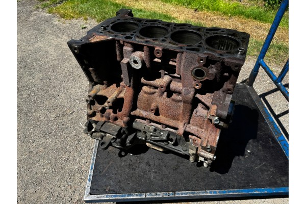 Engine Boxer Jumper Transit 2 2 HDI TDCI Euro 5 POST BLOCK SHAFT