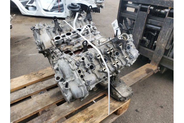 Audi A7 S7 4G CEU Front Engine