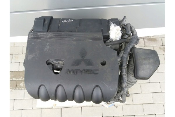 ENGINE MITSUBISHI 4J12 2 4L OUTLANDER Engine type petrol