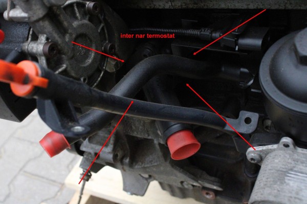 Termostato Interno Motor Skoda Octavia Mk2 1.9 TDI CAYC 220,000 km