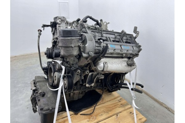 MERCEDES ML W164 ENGINE 3 0 CDI 642 940 642940 DAMAGED Part manufacturer Mercedes Benz OE