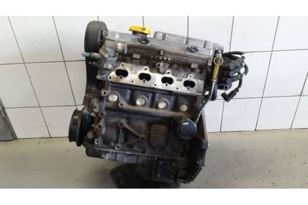 Motor Opel Vectra B 1.6 16V 1998 X16XEL sin accesorios
