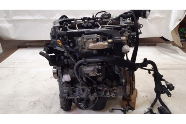 TOYOTA RAV4 IV 2 2 D 4D ENGINE 2AD Car type 4x4 SUV