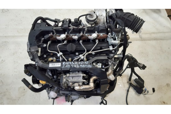 Motor TOYOTA RAV4 IV 2.2 D-4D 2AD