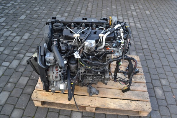 ENGINE D5244T 2 4 D5 VOLVO XC90 COMPLETE PLASTIC COVER F V Engine type diesel