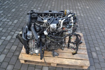 ENGINE D5244T 2 4 D5 VOLVO XC90 COMPLETE PLASTIC COVER F V Engine type diesel