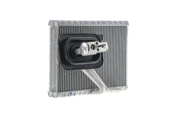 Evaporador Mahle AE 127 000P para instalación de aire acondicionado
