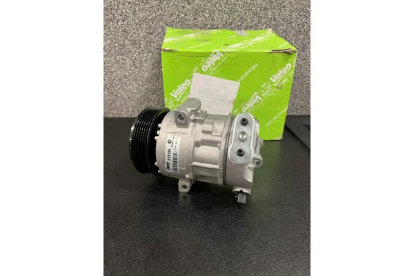 Air conditioning compressor VALEO 813104 Catalog number of the part 813104