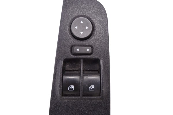 735423371 MANDO ELEVALUNAS DELANTERO IZQUIERDO FIAT III EVO PUNTO (199)