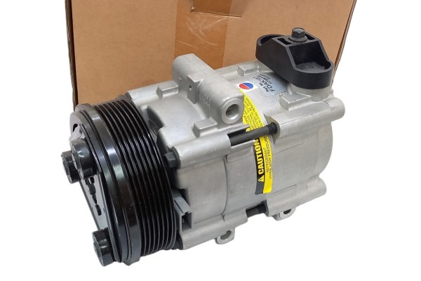FORD MAVERICK MONDEO III TRANSIT TOURNEO AIR CONDITIONING COMPRESSOR