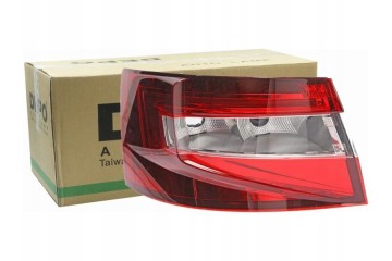 REAR LAMP LEFT SKODA SUPERB III MK3 15 Hatchback