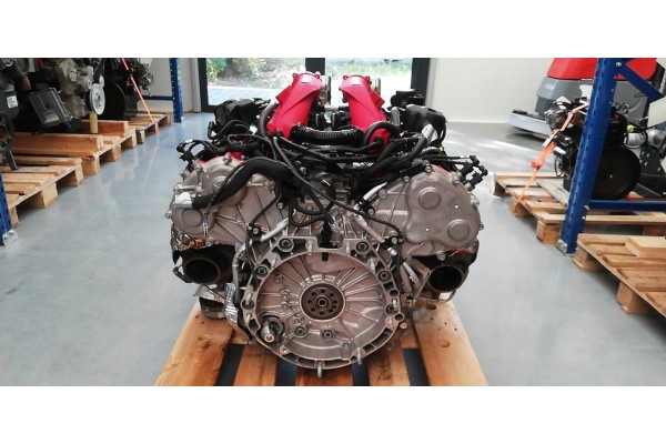 Motor Ferrari California T V8 3,9 F154 BB Twin Turbo