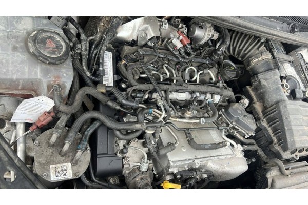 Engine complete Volkswagen Caddy V 2020 DTRC Part manufacturer Volkswagen OE