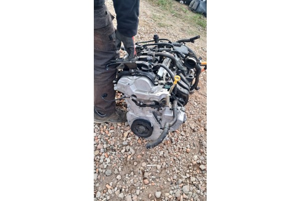 Renault Arkana 1 6E TECH HYBRID Complete engine H4MC632 Car type passenger cars