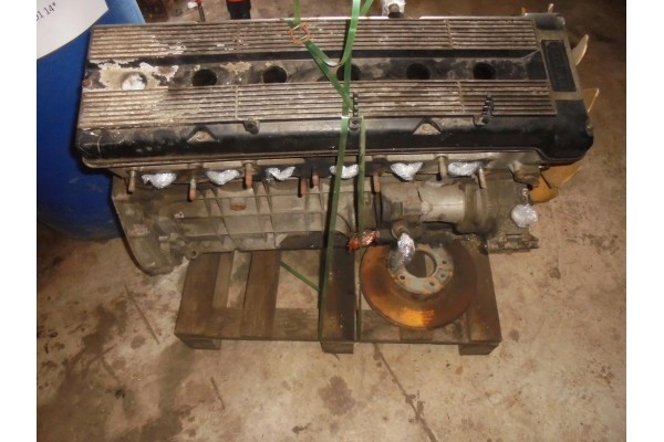 ENGINE POST 188 THOUSAND JAGUAR XJ6 1988 3 6 24V Part manufacturer Jaguar OE