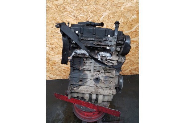 DIESEL ENGINE POST VOLKSWAGEN PASSAT B6 BKP Catalog number of the part BKP