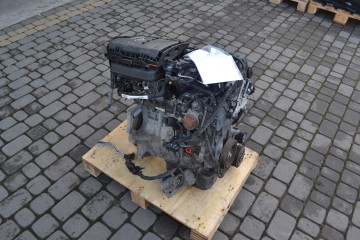 ENGINE Peugeot 208 1 4 BLUE HDI 8HR 8H01 Vat 23