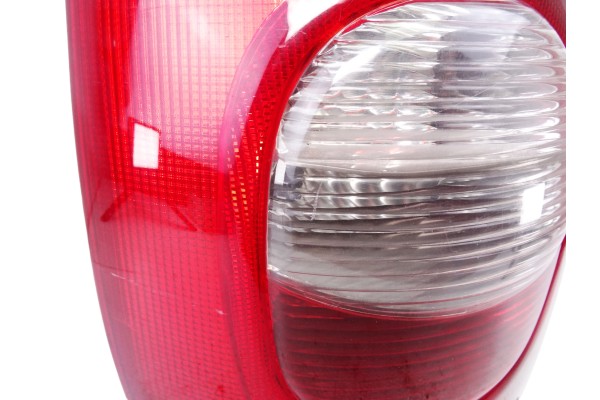 PILOTO TRASERO IZQUIERDO CITROEN XSARA PICASSO