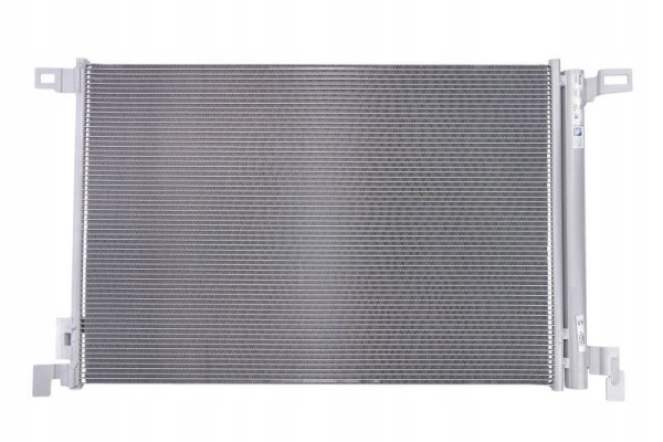 Condenser air conditioning NISSENS 940685