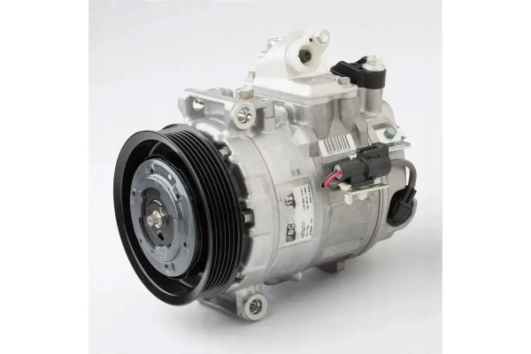 COMPRESSOR AIR CONDITIONING COMPRESSOR DCP11012 DENSO
