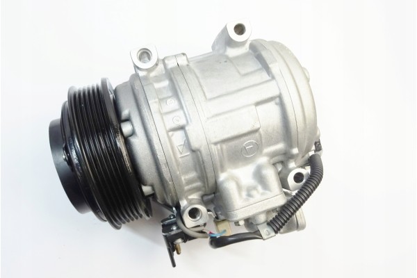 Air conditioning compressor DENSO DCP17012