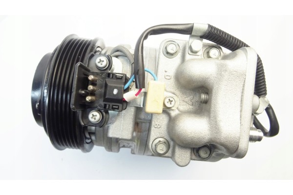 Air conditioning compressor DENSO DCP17012 Catalog number of the original MERCEDES BENZ 0002301111 MERCEDES BENZ 1021300115 MERC