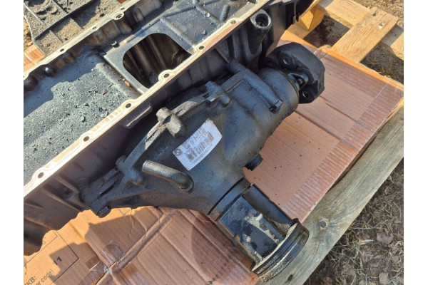 Cárter de aceite delantero del puente diferencial BMW X5 E53 3.0D 184